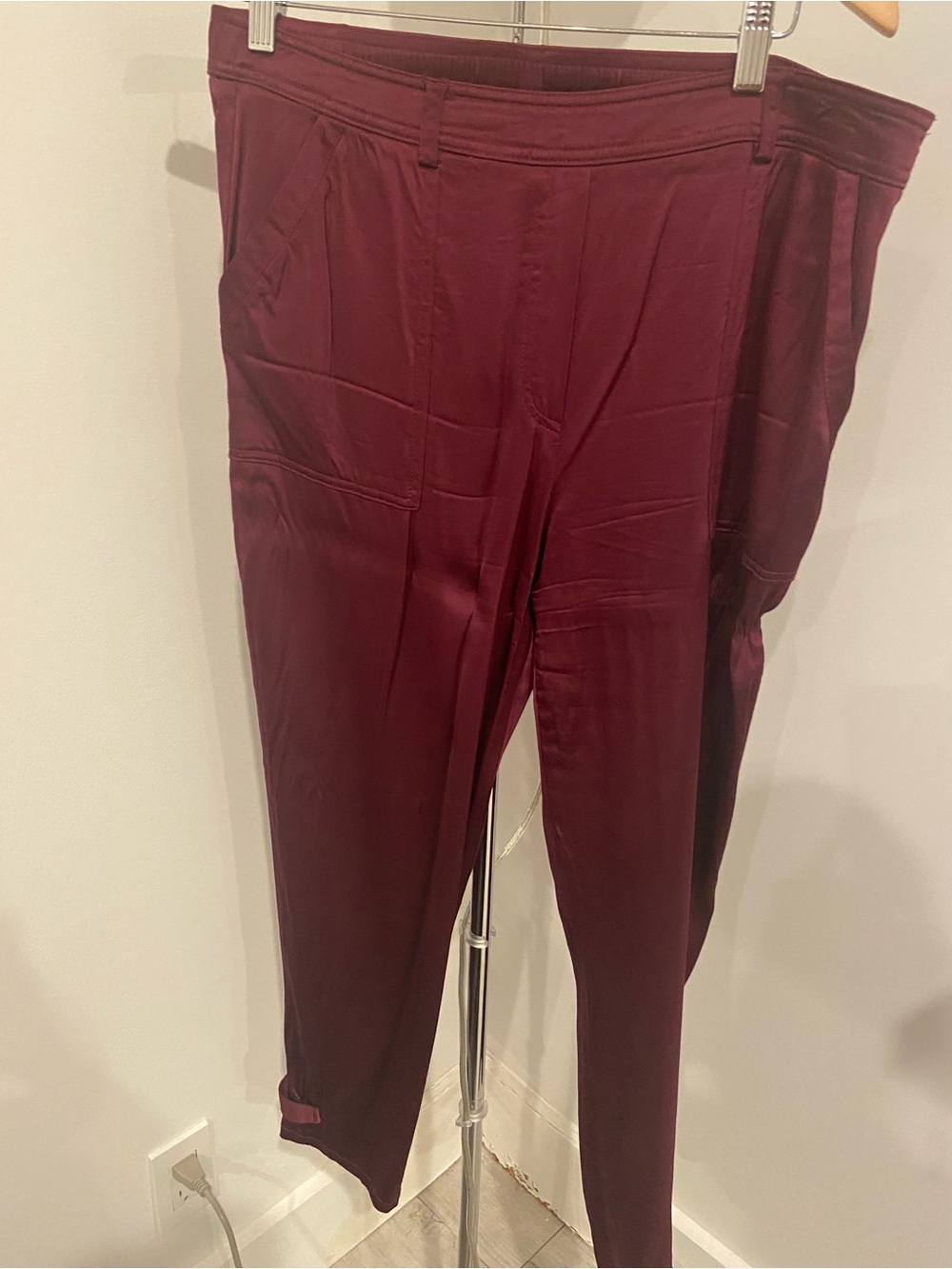 Trina Turk Maroon Ankle Pants